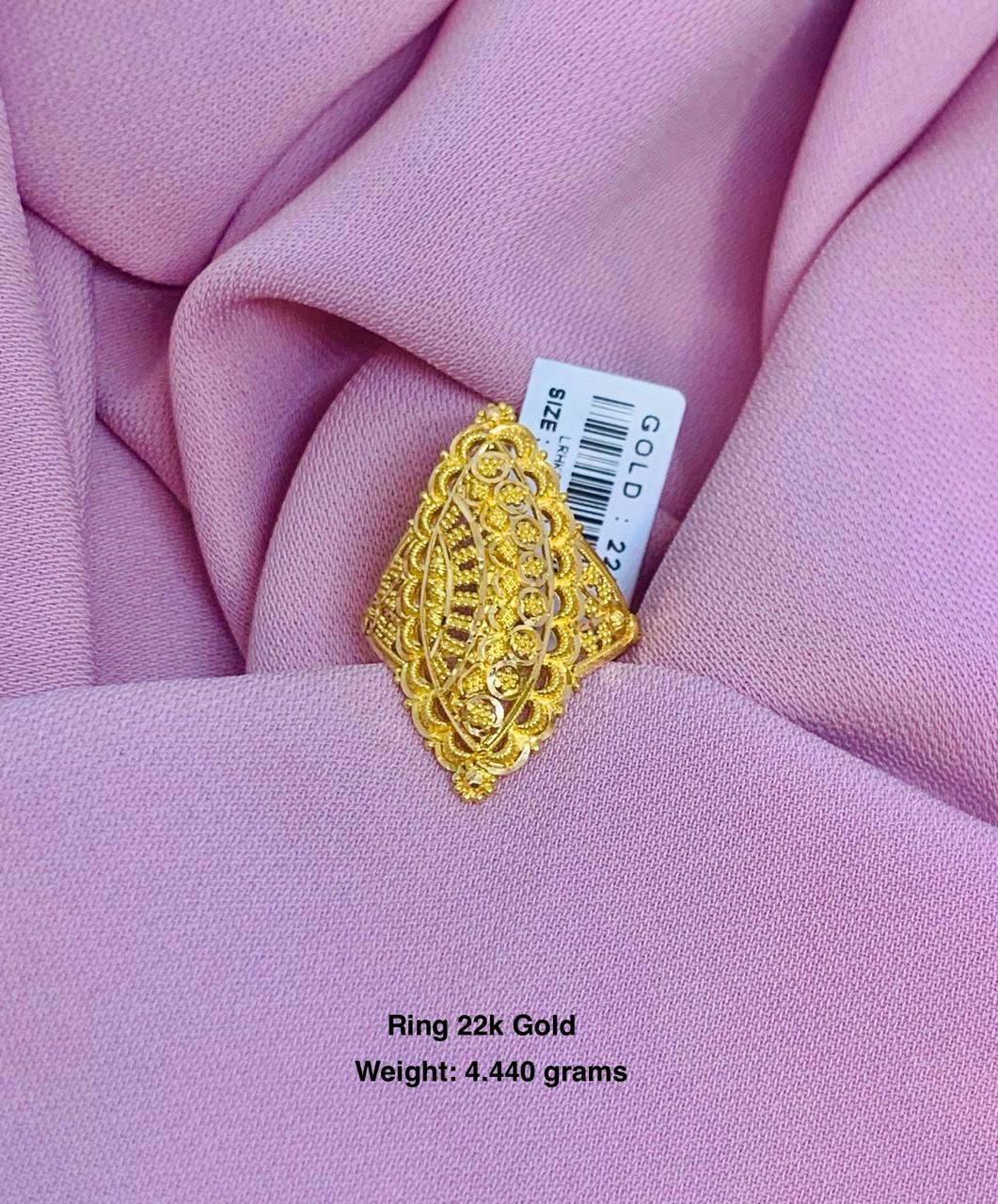 Ladies Ring