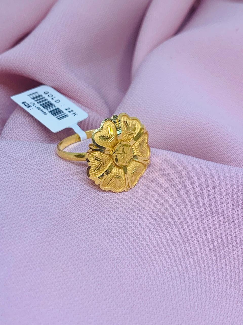 Ladies Ring