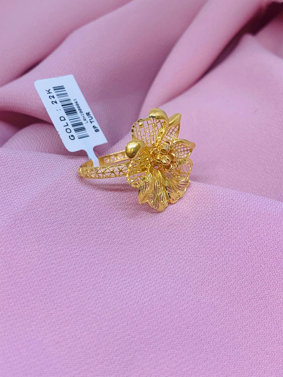 Ladies Ring