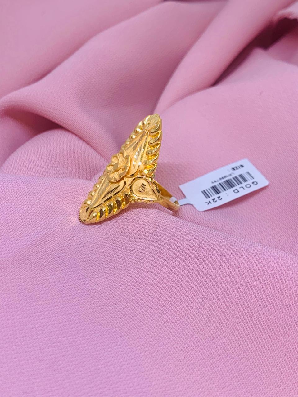 Ladies Ring