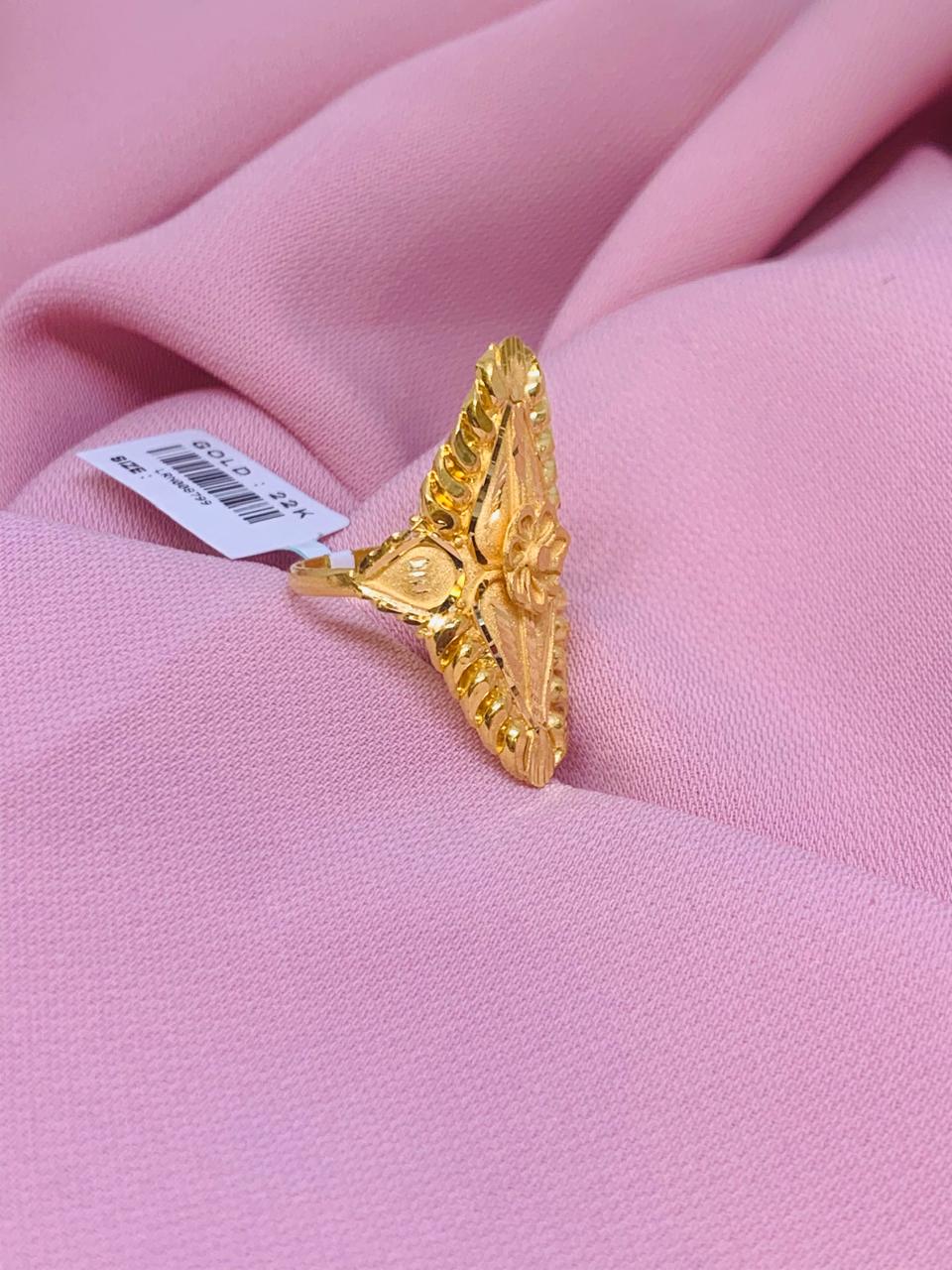 Ladies Ring