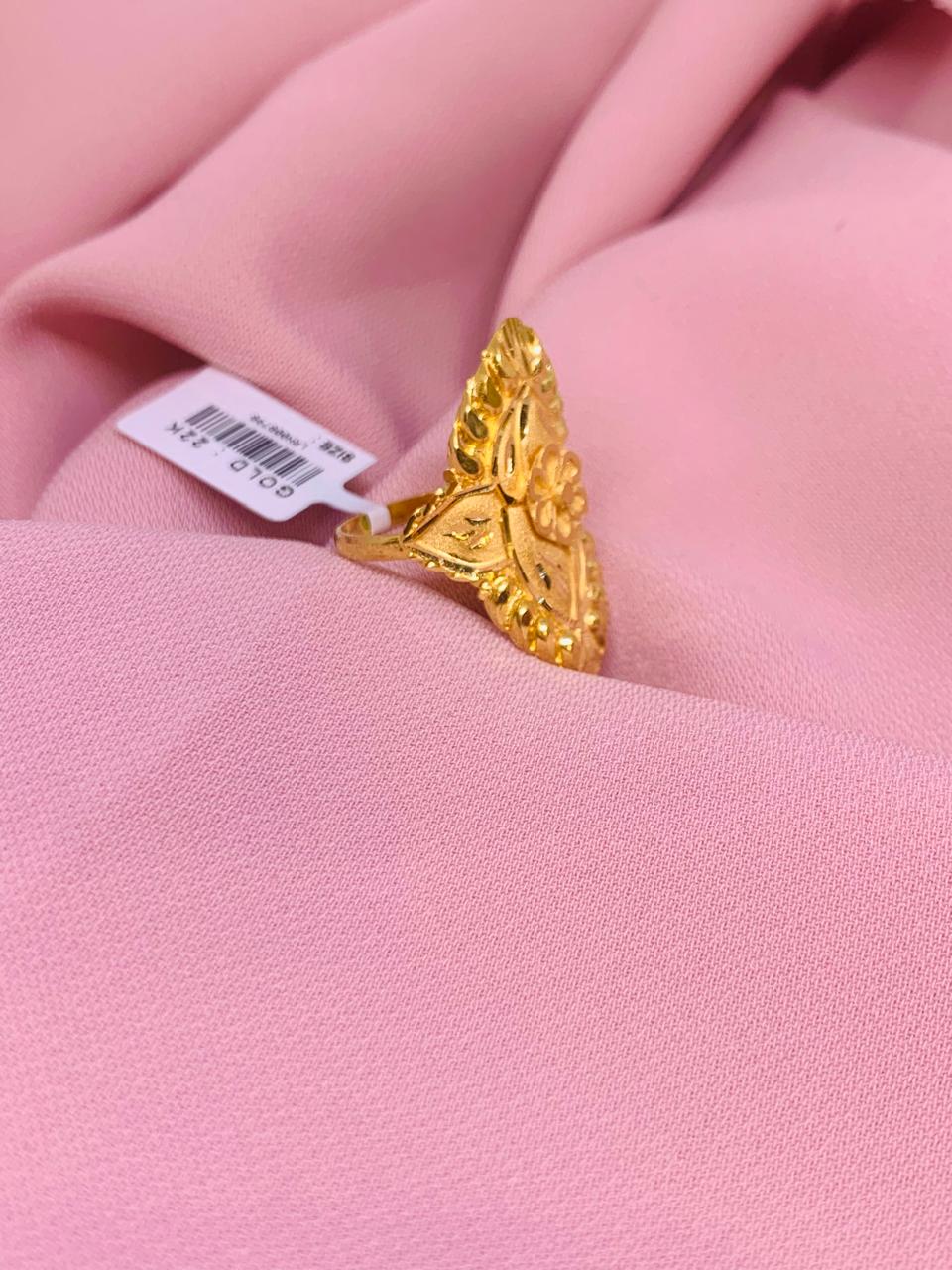 Ladies Ring