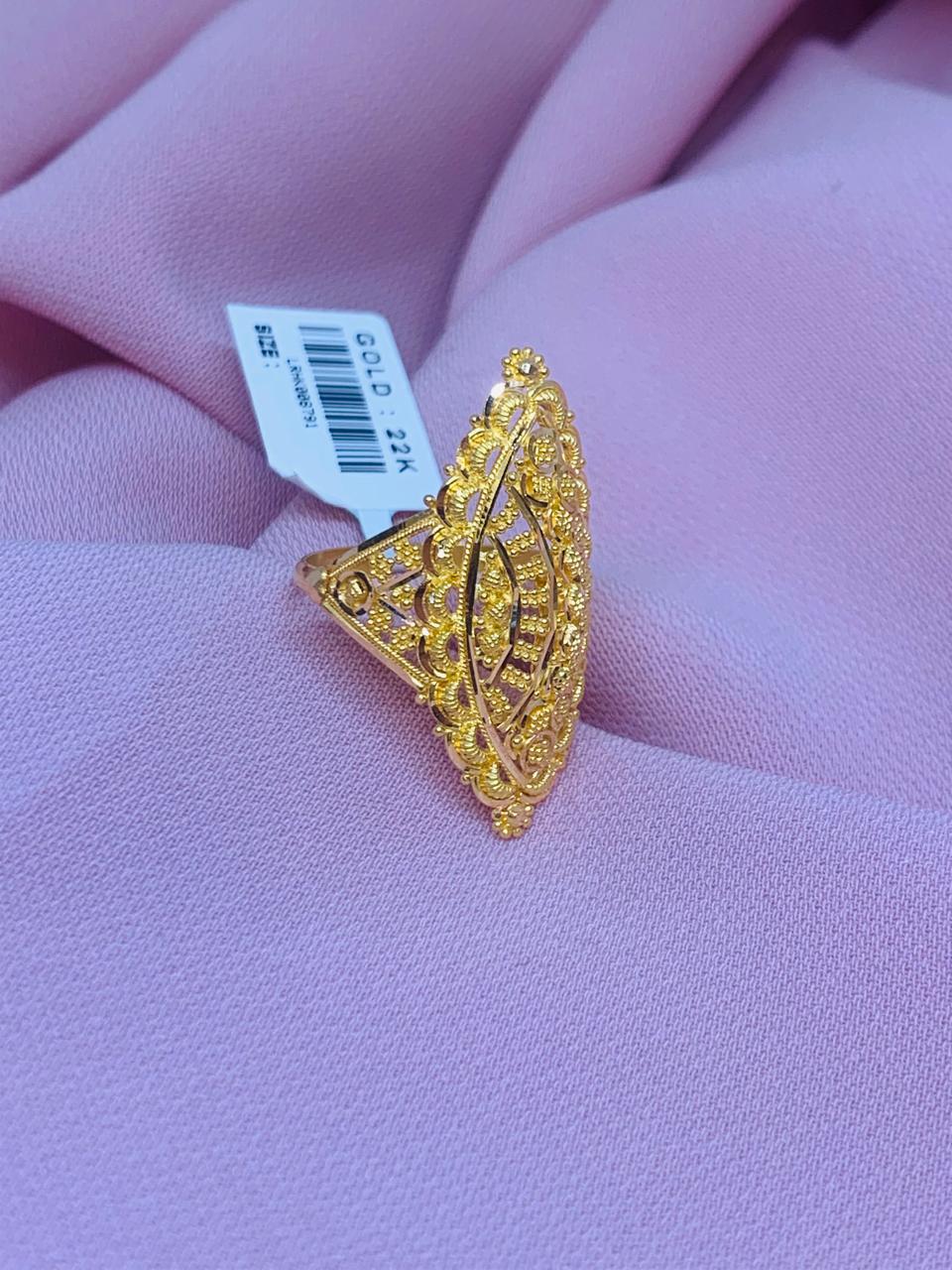 Ladies Ring