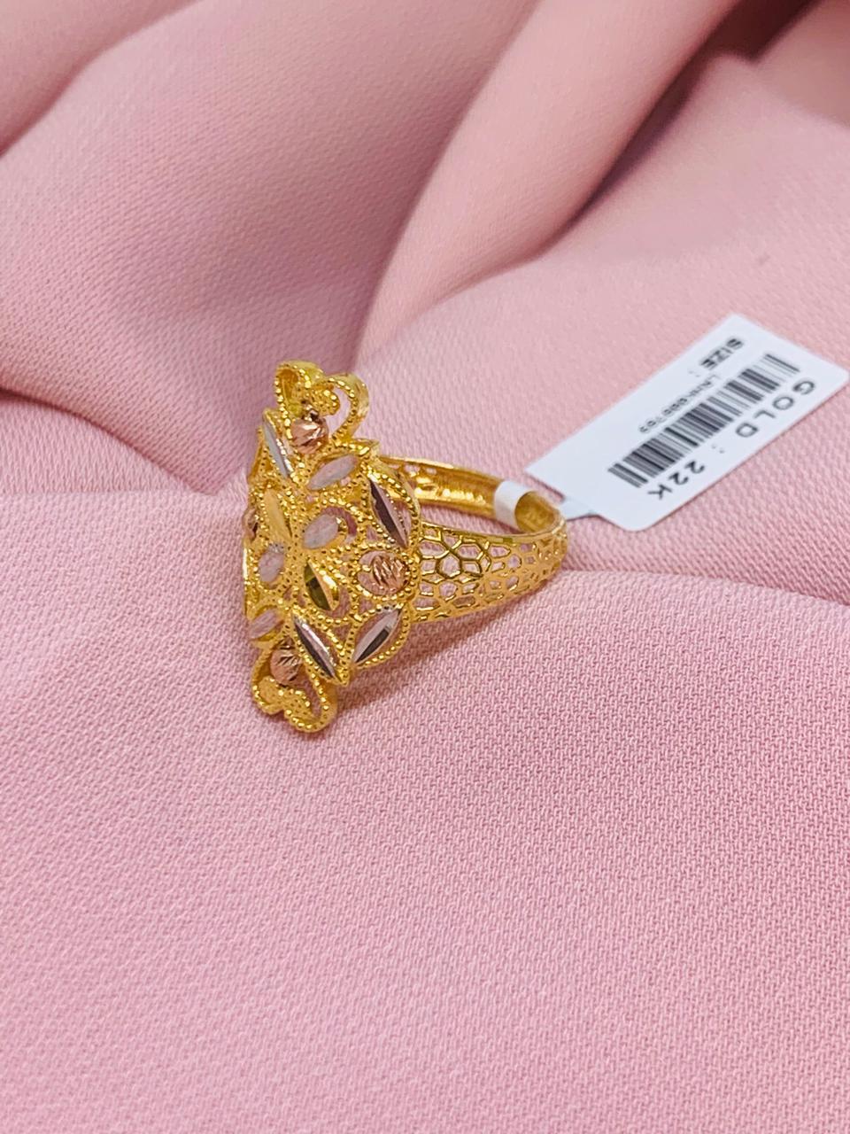 Ladies Ring